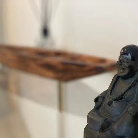 Golden Design Apartment, Zentral, Familie Und Business, 1000 Mbit Appartement *